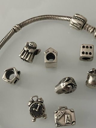 Pulsera Pandora Plata Ley Charms