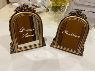 Cornici vintage dorate con specchio