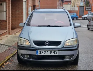 Opel Zafira 2004