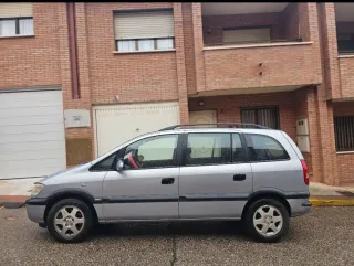 Opel Zafira 2004