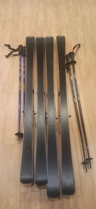 2 pares de Esquís Völkl Energy 220 + Bastones
