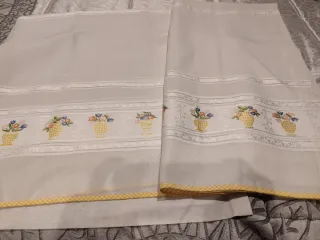 Cortinas de cocina 1.50m x 1.30m con estampado flo