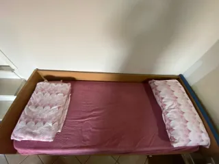 Letto singolo con 2 cassetti spaziosi