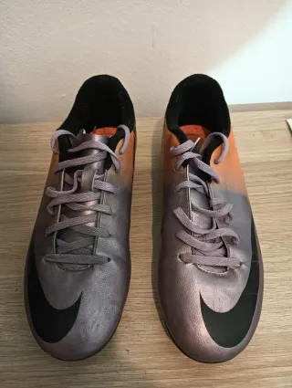 Zapatillas Fútbol Nike Niño Talla 35