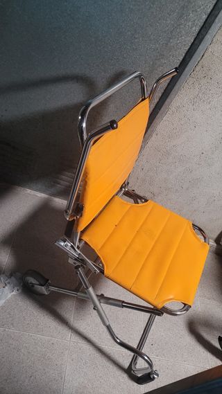 Andadores y silla de transporte enfermos