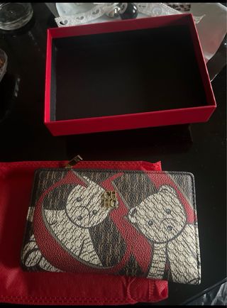 Cartera CH Oso Corazón Roja y Marrón