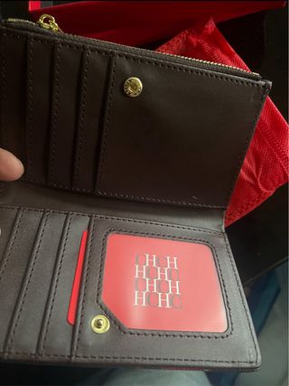 Cartera CH Oso Corazón Roja y Marrón