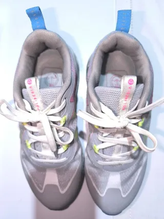 Zapatillas Polinesia grises y rosas