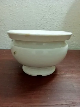 Escarradeira em Faiança Portuguesa