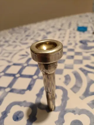 Boquilla trompeta GR aro desmontable. Equiv 1 1/4E