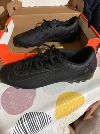 Zapatillas de fútbol Nike negras