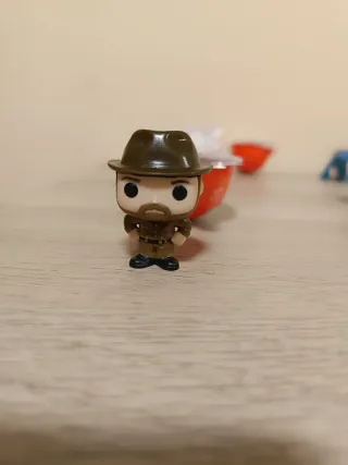 Figuras Stranger Things Kinder Joy