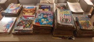 Lote de 300 cómics de superheroes años 1983 y 1984