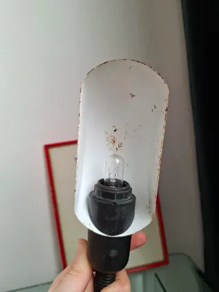 Lampada da tavolo vintage rossa