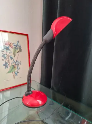 Lampada da tavolo vintage rossa