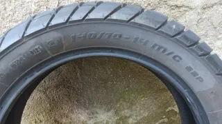 Neumático Metzeler Karoo Street 140/70-14