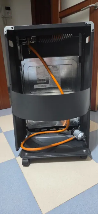 Estufa de butano Helios gris