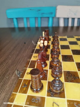 Juego de ajedrez de madera