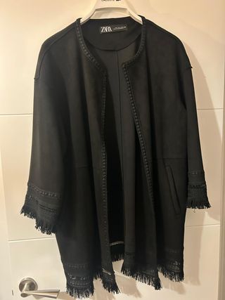 Chaqueta Zara Larga Flecos Talla L