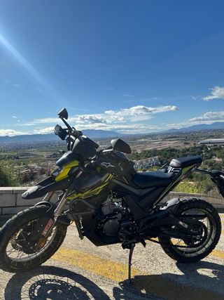 Zontes U1 125cc Trail Manual