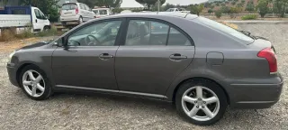 Toyota Avensis 2.2 D4d GARANTÍA