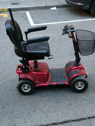 Silla eléctrica con baterías nuevas