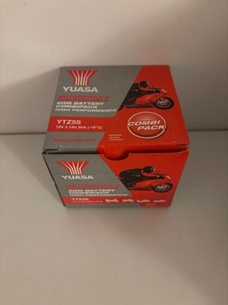 Batería YTZ5S Yuasa Moto AGM