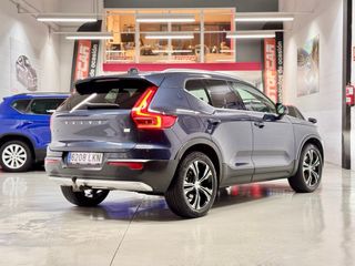 Volvo XC40 T5 261cv HYBRID INSCRIPCION