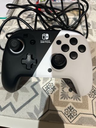 Mando Nintendo Switch Rematch Wired Controller