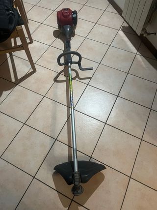 Decespugliatore Honda GX35 4 tempi