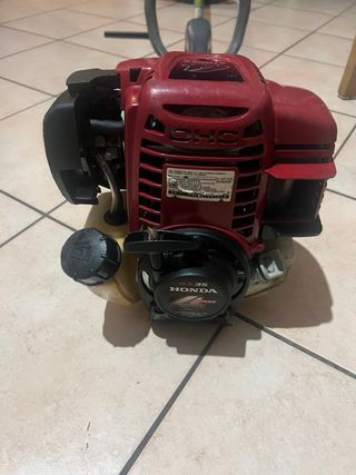 Decespugliatore Honda GX35 4 tempi