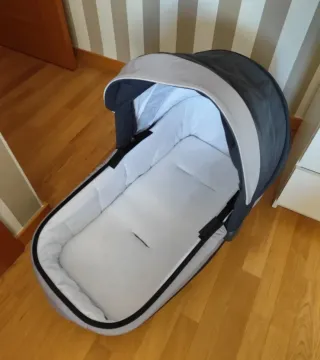 Trilogia carro bebé con ovetto e passeggino