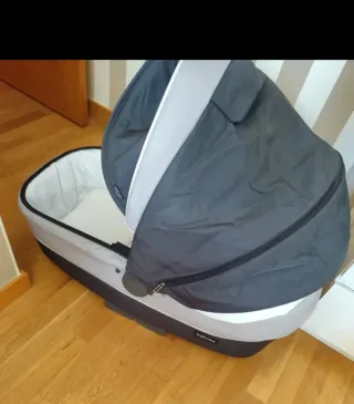 Trilogia carro bebé con ovetto e passeggino