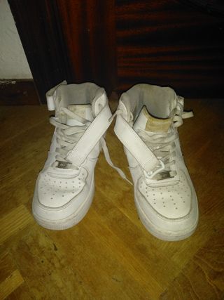 Nike Air Force 1 Mid Talla 39