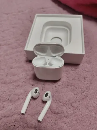 Apple AirPods Blancos