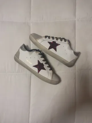 Golden Goose Sneakers Blancas con Estrella Rosa