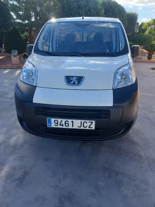 Furgoneta Peugeot bipper 1.3cc diésel 35.500 km