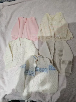 Chaquetitas de bebé de punto