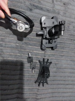 Cerradura bici y soportes móvil