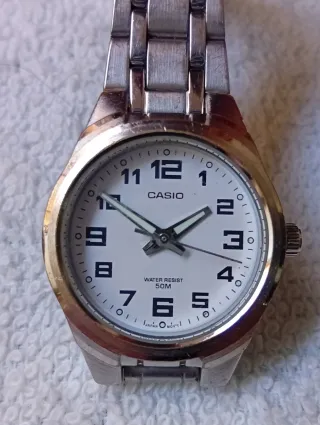 Reloj CASIO de mujer