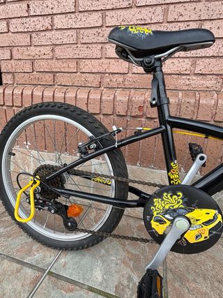Bicicleta infantil BTWIN negra y amarilla