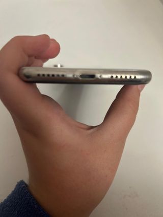 Vendo Teléfono X R. iPhone blanco