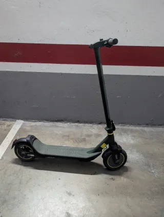 Patinete Eléctrico Cecotec Bongo Serie A