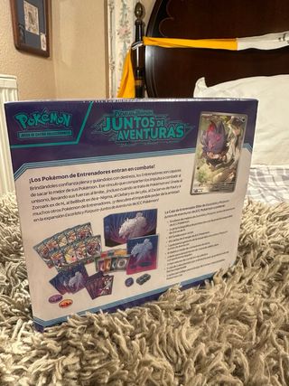 ETB Pokémon Juntos de Aventuras