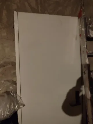 Puerta exterior de aluminio con marco