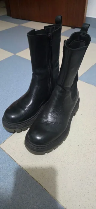 Botines Liu Jo Negros talla 33.