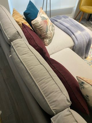 Sofá 3 plazas con chaiselongue