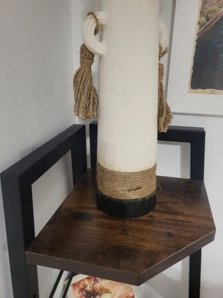 Estantería esquinera elegante estilo industrial