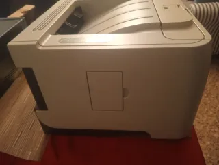 Impresora HP LaserJet 2055dn