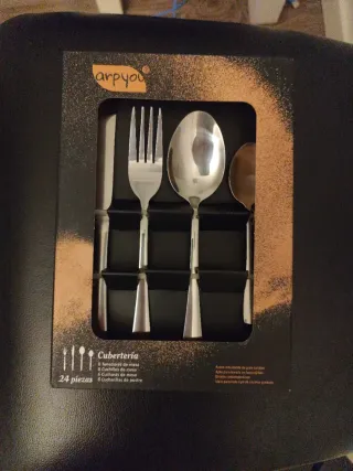 Cubertería Arpyou 24 Piezas